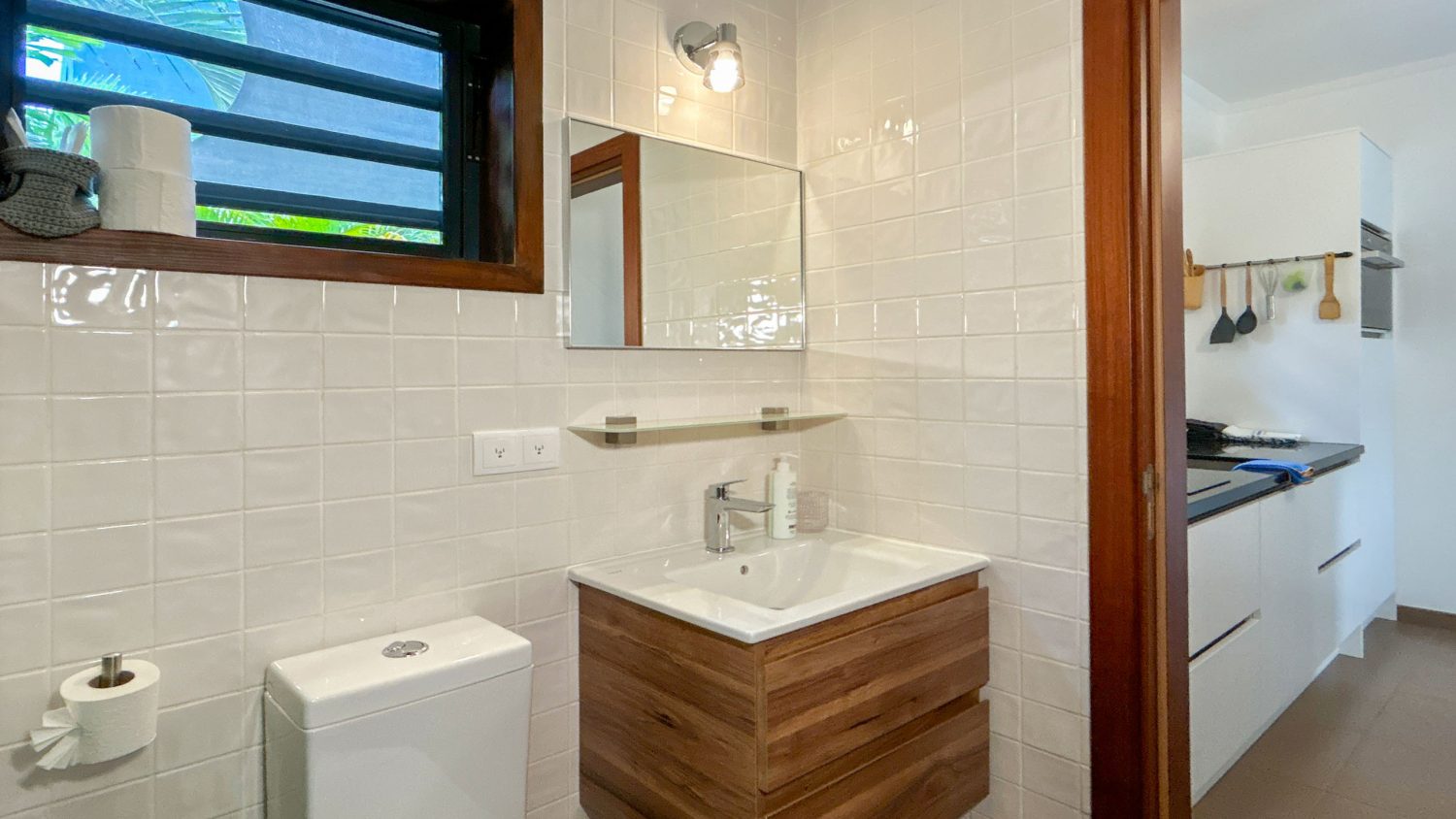 20_Studio_Kitchen_04_2560